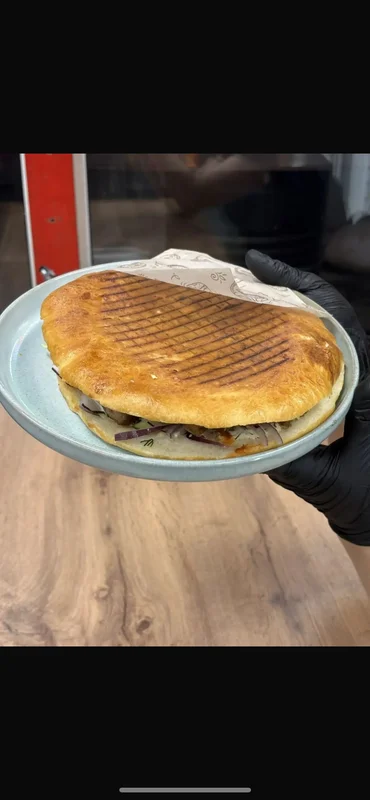 Шаурма в пите куриная