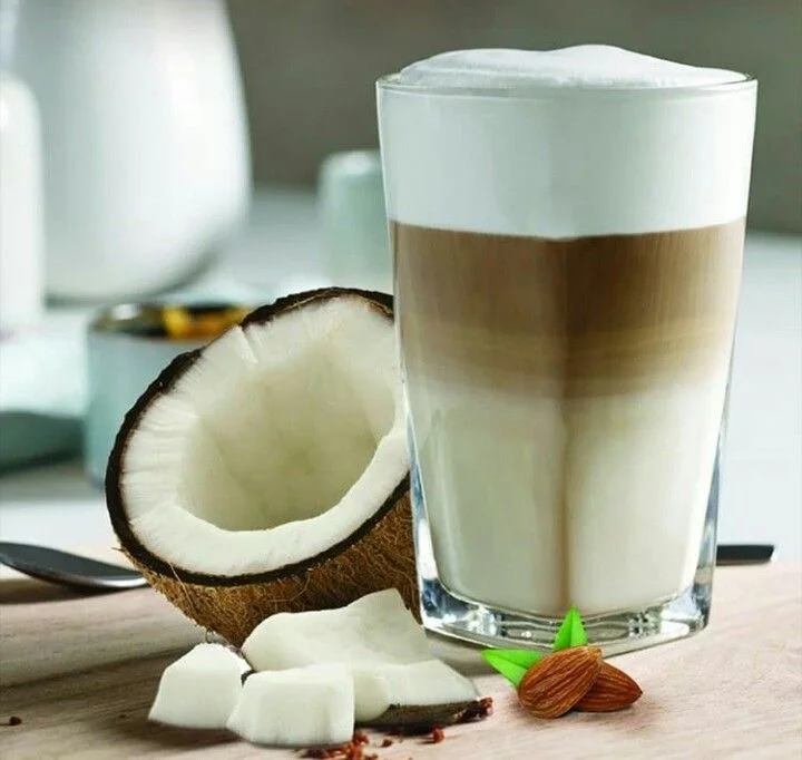 Латте на миндальном /кокосовом молоке 